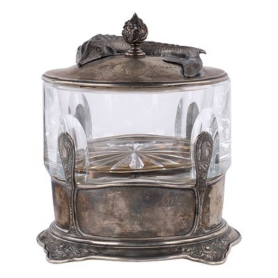 Массивная икорница в стиле модерн. Российская империя, Москва, 1899–1908. Фабрика П. А. 