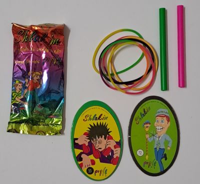 לוט שלקים עם חפיסת שלקים סגורה
