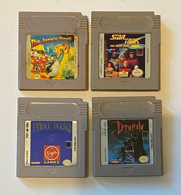 אספנות - גיימינג - גיימבוי : חוט של ארבעה משחקים של גיימבוי , לא נבדקו נמכר AS IS