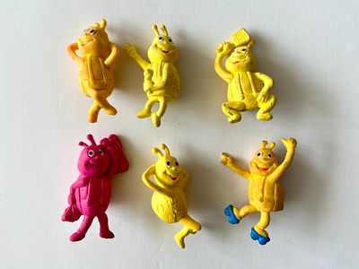 אספנות - נוסטלגיה ישראלית - שוש : לוט מקסים של שש דמויות של שוש שחולקו בשקיות החטיף בעבר