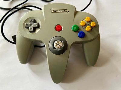אספנות - גיימינג - נינטנדו : שלט / ג'ויסטיק לקונסולת NINTENDO 64 לא נבדק AS IS