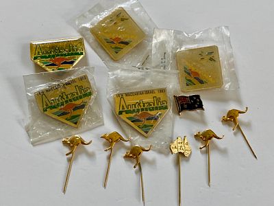 אספנות - מכביה : לוט גדול עם סיכות של נבחרת אוסטרליה למכביה ה-14 משנת 1993