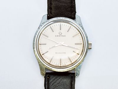 Zegarek męski Certina Bristol 228 35 mm. Zegarek chromowany, mechaniczny. Cal. Certina 25-66M. 