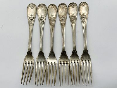 Zestaw 6 posrebrzanych widelcy Fraget. Długość każdego widelca: 21.5 cm. Stan dobry, widoczny na 