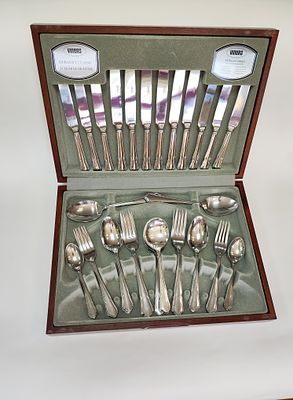 Komplet sztućców Viners Dubarry Classic 44 elementów w oryginalnym futerale. Na 6 osób. Stan 