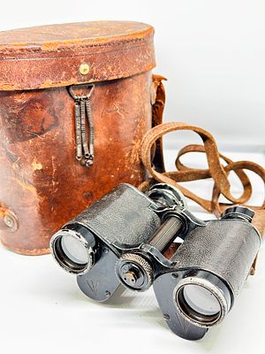 Francuska pierwszowojenna wojskowa lornetka Huet używana przez wojsko Brytyjskie w oryginalnym 