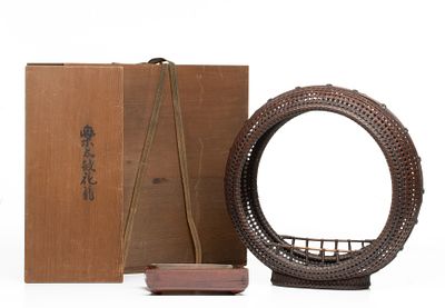 A FINE 1920s CHIKUUNSAI FULL MOON BASKET, ADAIR ESTATE. The outstanding and structurally 