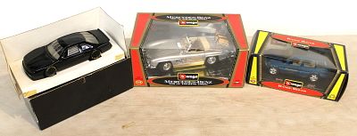3 Diecast Cars: Burago Range Rover 1/25 & Mercedes Benz 1/18, Ravell Thunderbird in original boxes.
