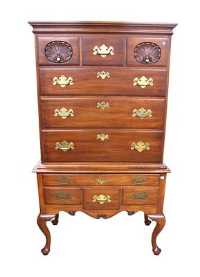Henkel Harris queen anne high boy with key. Henkel Harris solid cherry 2 piece queen anne high