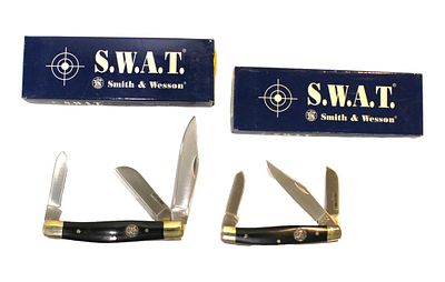 2 Smith & Wesson Bullseye Buffalo Horn Stockman CH504Bh, CH503Bh. 2 Smith & Wesson Bullseye