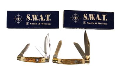 2 Smith & Wesson Bullseye Stag Stockman CH504ST / CH503ST in boxes. 2 Smith & Wesson