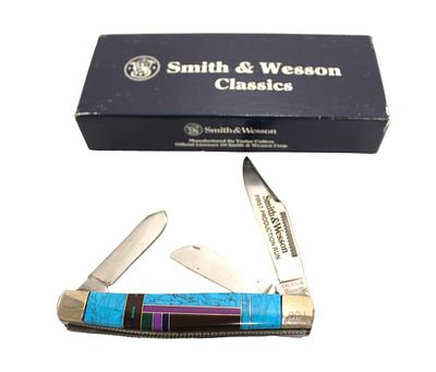Smith & Wesson Stockman 1st Production Run 001 penknife SW705 in original box. Smith &