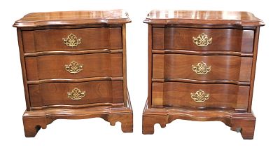 Nice pair of Harden solid cherry nightstands. Nice pair of solid cherry nightstands with 3