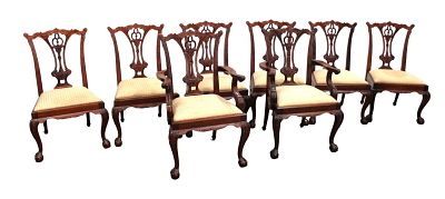 Set 8 solid mahogany Chippendale style dining chairs. Set of 8 solid mahogany Chippendale style 