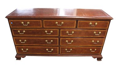 Thomasville 9 drawer low chest, burl mahogany and banded. Thomasville burl mahogany and banded 9