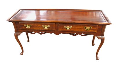 Quality Traditional Queen Anne Sofa Table, 2 drawer. Traditional 2 drawer Queen Anne quality