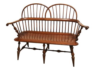 DR Dimes Windsor Double Comb Country Bench. DR Dimes Windsor double comb country bench in pine