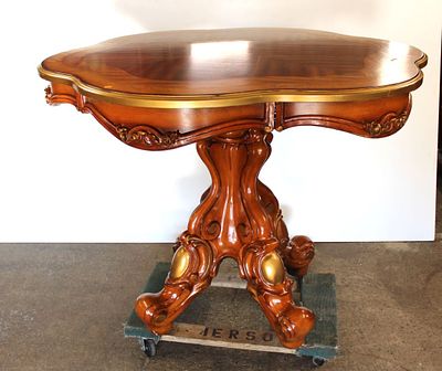 Beautiful Round High Top Center Table. Beautiful mahogany two tone finish round high center