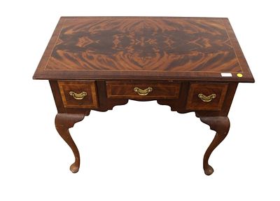 Ethan Allen burled mahogany with book match top veneer 3 drawer banded queen anne low boy, in