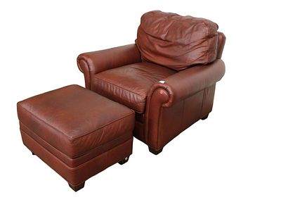 Hancock and Moore 2 piece quality leather club chair and ottoman in like new condition 