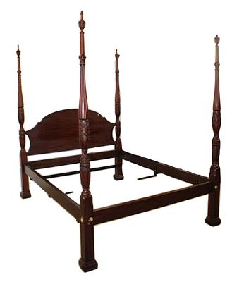 Henkel Harris solid mahogany traditional style carved and fluted queen size 4 poster bed with