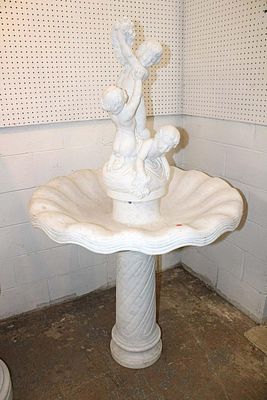 Beautiful Italian carved 5 section marble water fountain/bird bath with no noticeable damage in