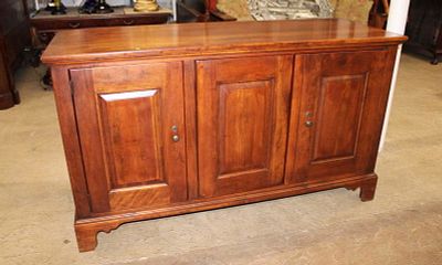 Lexington Bob Timberlane Collection credenza. Lexington Bob Timberlane Collection solid cherry 3 