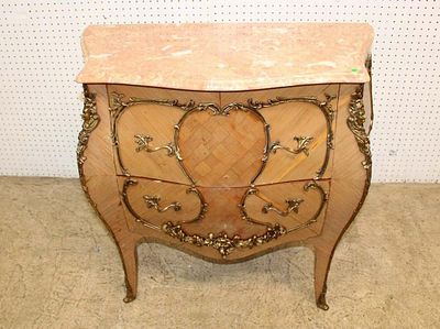 Italian French style marble top 2 drawer commode. Italian French style 2 drawer marble top 