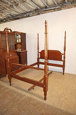 Bench made solid walnut JC Horst full size bed. Bench made by JC Horst solid walnut full size