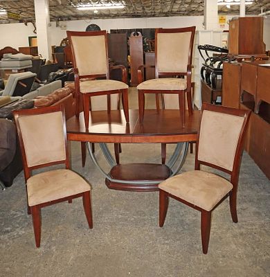 Contemporary modern 7pc dining room set. Contemporary modern 7pc dining room table and 6