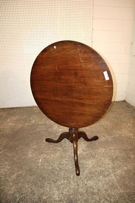 Antique style solid mahogany tilt top table approx. 31" diameter x 27" h