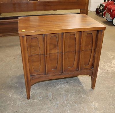 Kent Coffey mcm walnut 2 drawer nightstand. Kent Coffey Town House Series mid century modern 