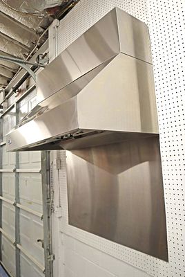 Viking Professional 48" range hood w/backsplash. Viking Professional 48" stainless steel range