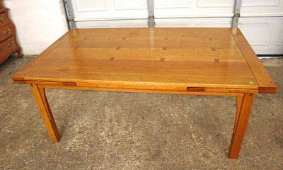 Stickley mission oak dining room table, pegged and bowtie top with 2 self storing (Refractory