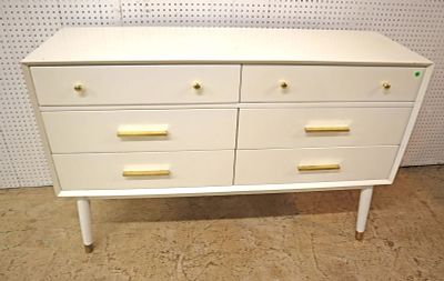 Safavieh Couture modern design chest. Safavieh Couture modern design 6 drawer chest, does have