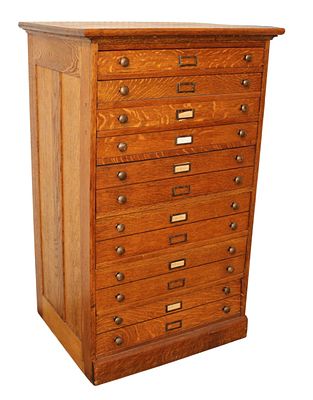 Antique oak 8 drawer industrial collectors cabinet, structurally sound and in good condition 