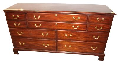 Henkel Harris solid mahogany 10 drawer low chest, structurally sound and in good condition