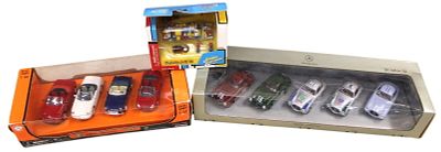 10 diecast collectible cars in original boxes. 1/43 scale 5 mercedes benz classic collection 