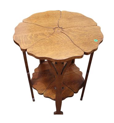 Stickley arts & crafts mission round table nice model. Nice model Stickley arts and crafts 