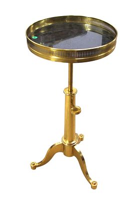 Maison Meilleur style brass m/t telescoping table. Important fine solid brass telescoping side 