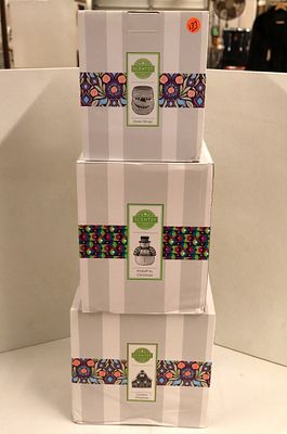 3 Scentsy Warmers: 2 Christmas and 1 Halloween. 3 piece lot: Authentic Scentsy Warmers Under 