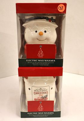 3 New Holiday Scentsy Warmers in boxes. 2 piece lot: Holiday Woodlands Winter Wonder Electric 