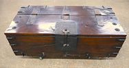 Antique Chinese metal strap rosewood lift top storage trunk, original finish, structurally Image - 2