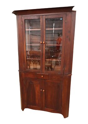 Antique 2pc country corner cabinet in mixed woods. Antique 2 piece country corner cabinet 4 door 