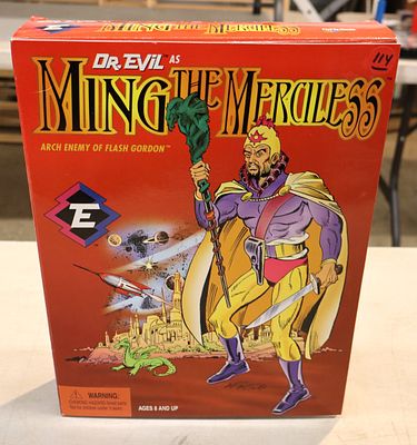 Vintage Playing Mantis Doctor Evil action figure Villain Series Ming the Merciless Arch Enemy 