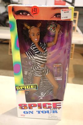Vintage Spice Girls on Tour Gallob Toys Mel B. Scary Spice new in box.