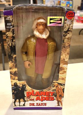 Vintage Hasbro Signature Series Planet of the Apes Zaius new in box