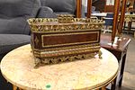 Maitland Smith leather bronze lidded chest. Maitland Smith Jewelry Keepsake lidded table top Image - 6