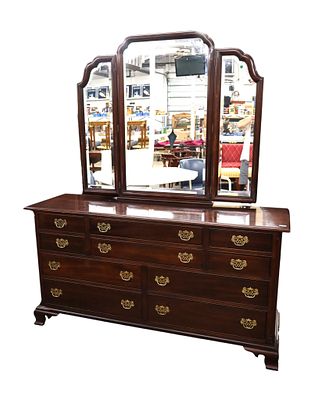Stickley 10 drawer dresser and tri-fold mirror. Stickley solid mahogany 10 drawer dresser with 