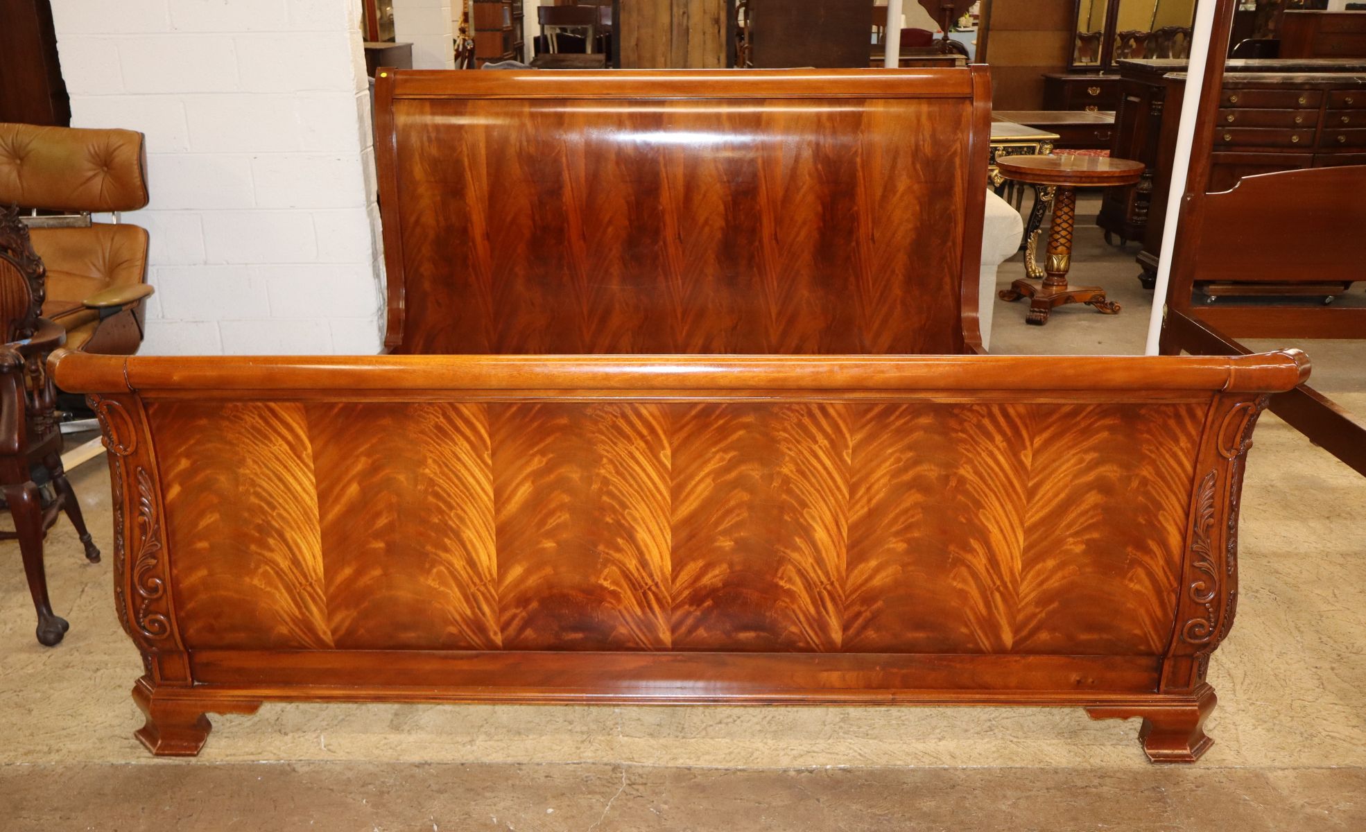 Beautiful carved king size sleigh bed manner Baker